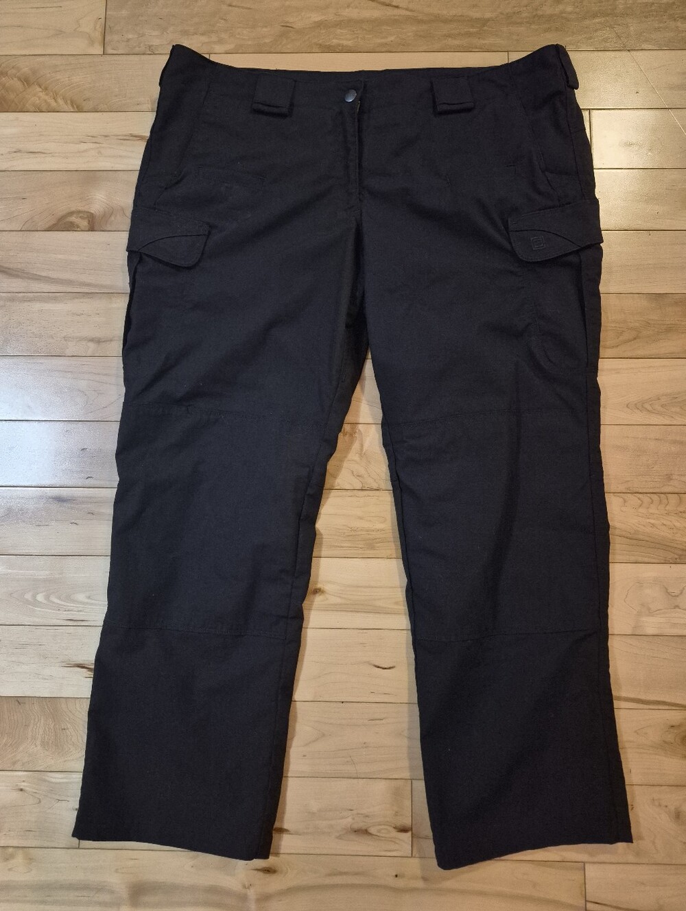 5.11 Tactical Women's Size 20 Black Cargo Pants with Flap Pockets